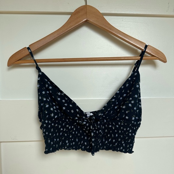 Navy Blue Floral Crop Top - Picture 3 of 4